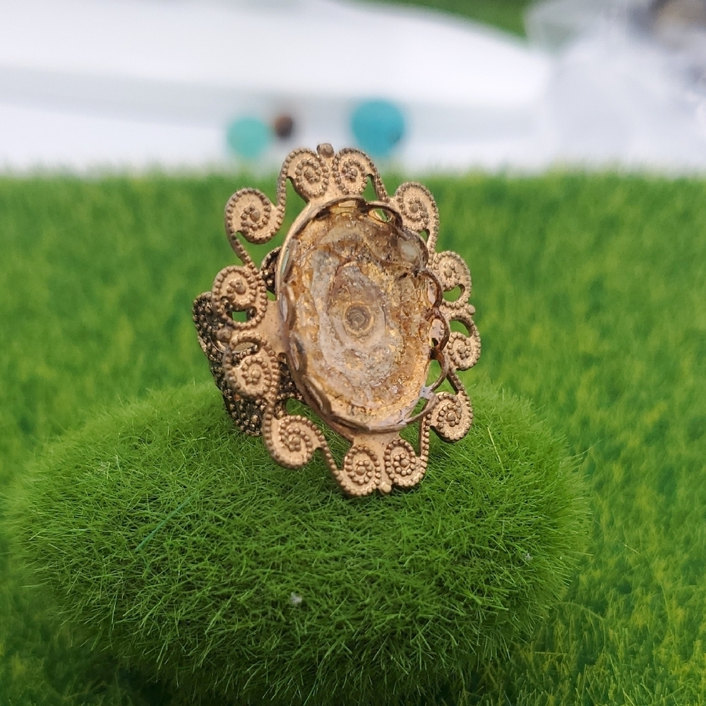 Victorian Elegant Gold Tone Filigree Ring R804 Adjustable Band Fit